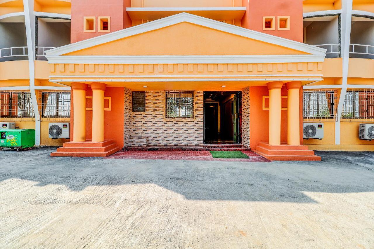 Hotel Apratim Lodging & Boarding Ulhasnagar Exterior photo